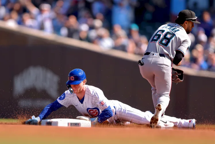Cubs’ Crow-Armstrong joins 40-40 club